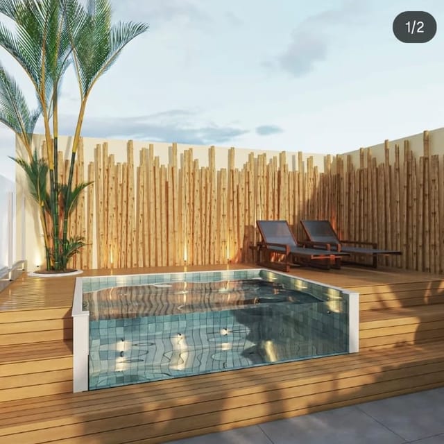 Deck com piscina e ripado de bambu